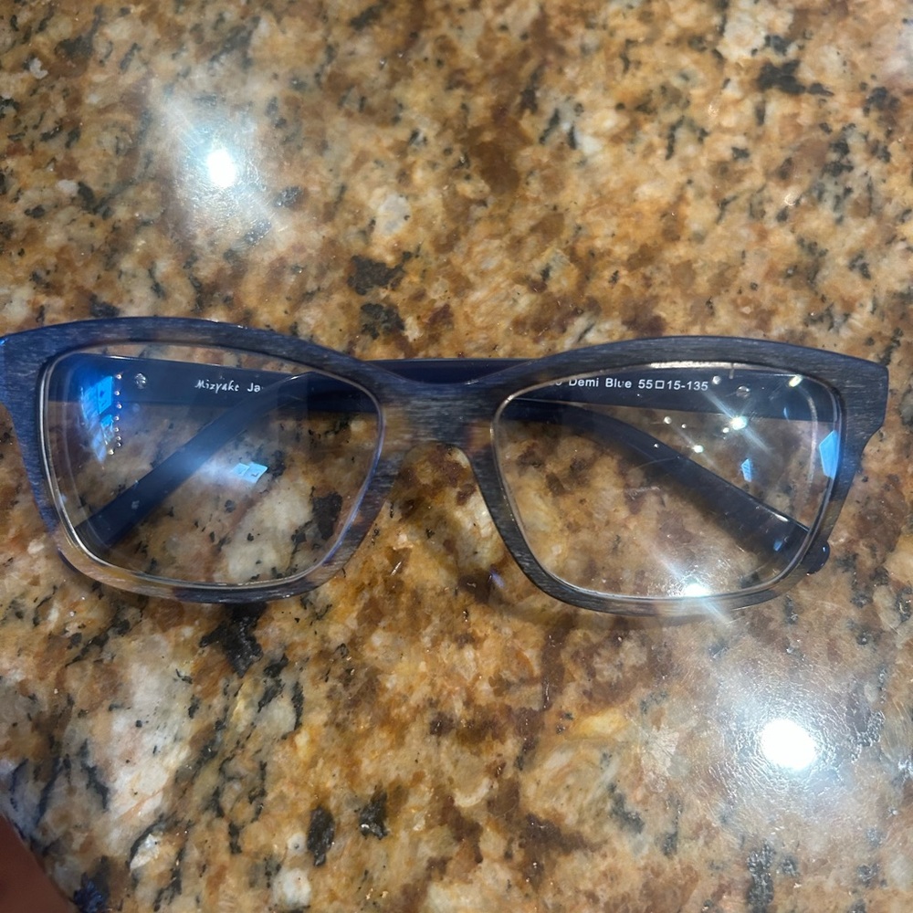 Mizyaki JAPAN Women’s frames.